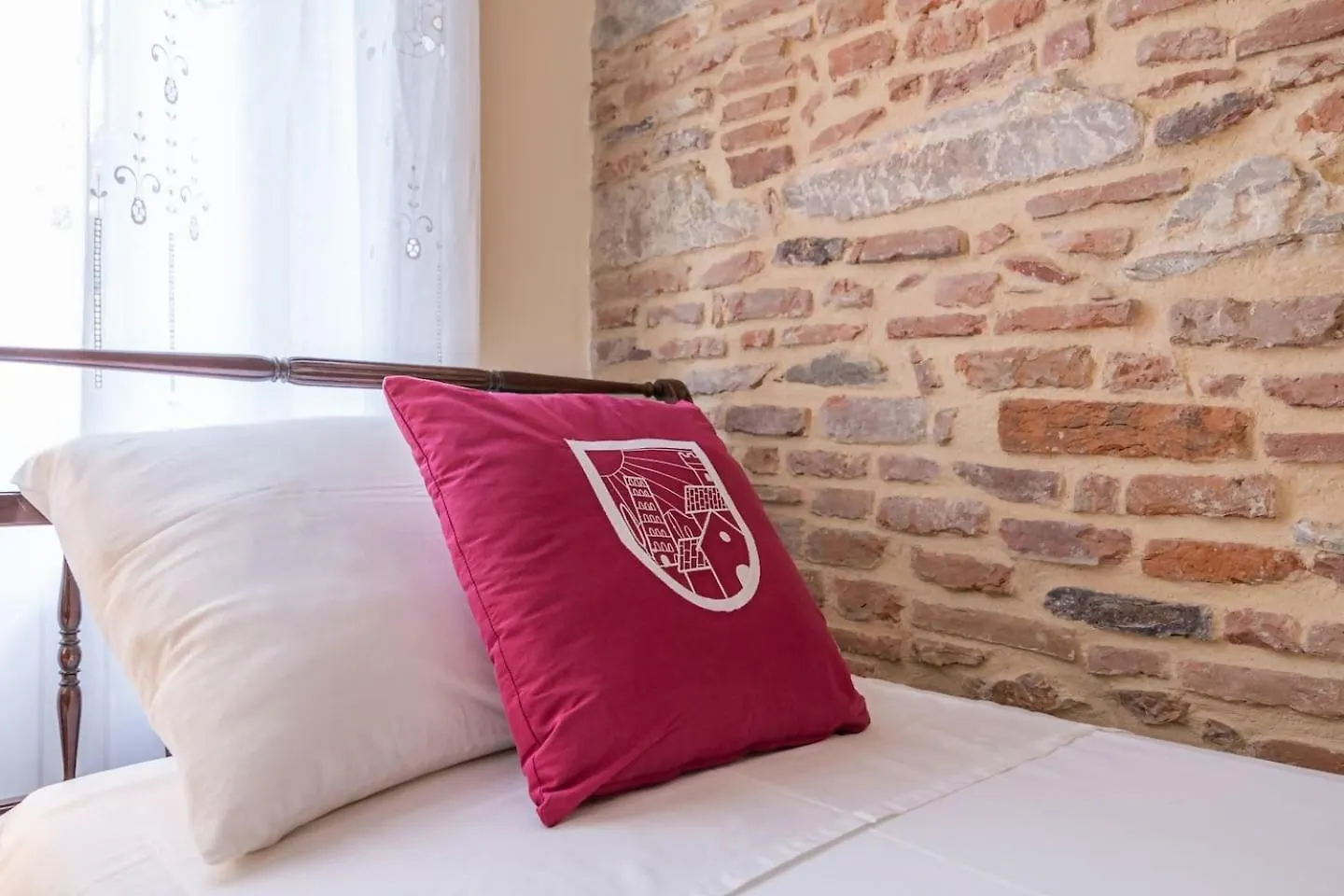 Konukevi Lh Casa Dora Otel Pisa