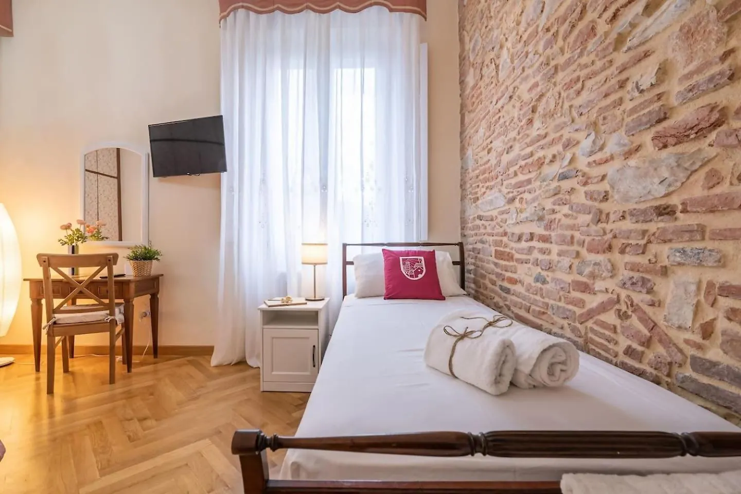 Lh Casa Dora Otel Pisa