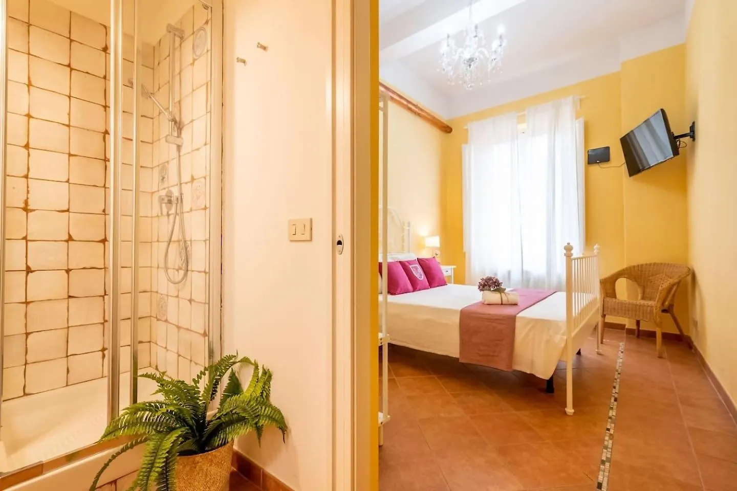 Lh Casa Dora Otel Pisa İtalya