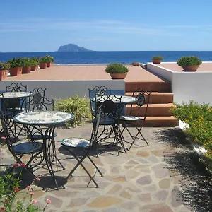 Punta Barone 3*, Santa Marina Salina Italy