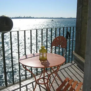 Casa Sulla Laguna 2*, Murano Italy